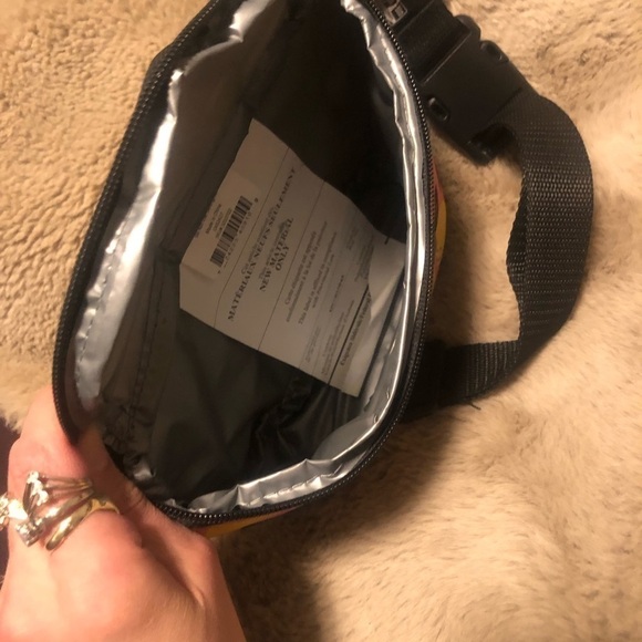 GRAIN Bin Brewery Insulated Cooler Fanny Pack Waist Bag Lemon Fruit Print - Picture 7 of 7